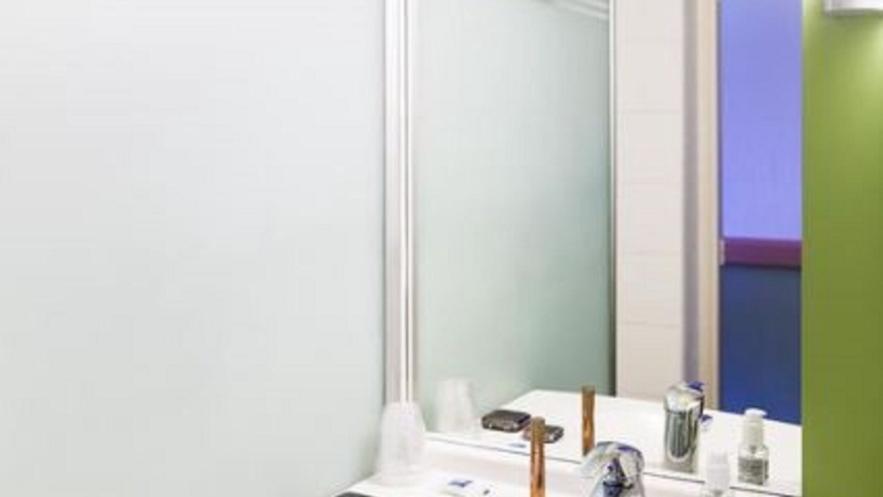 Photo of Bedroom in Saint - Martin - du - Touch
