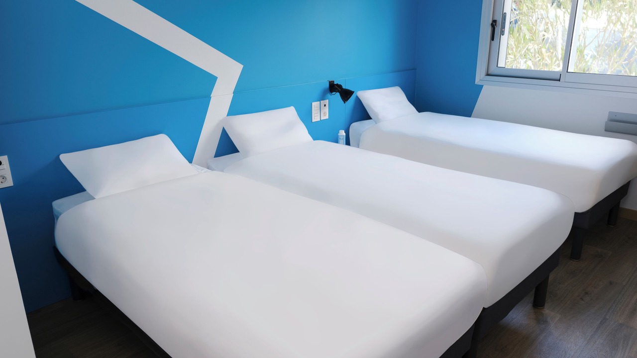 Photo of Bedroom in Saint - Martin - du - Touch