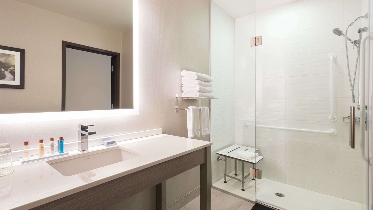 Photo of Bathroom in Dieppe