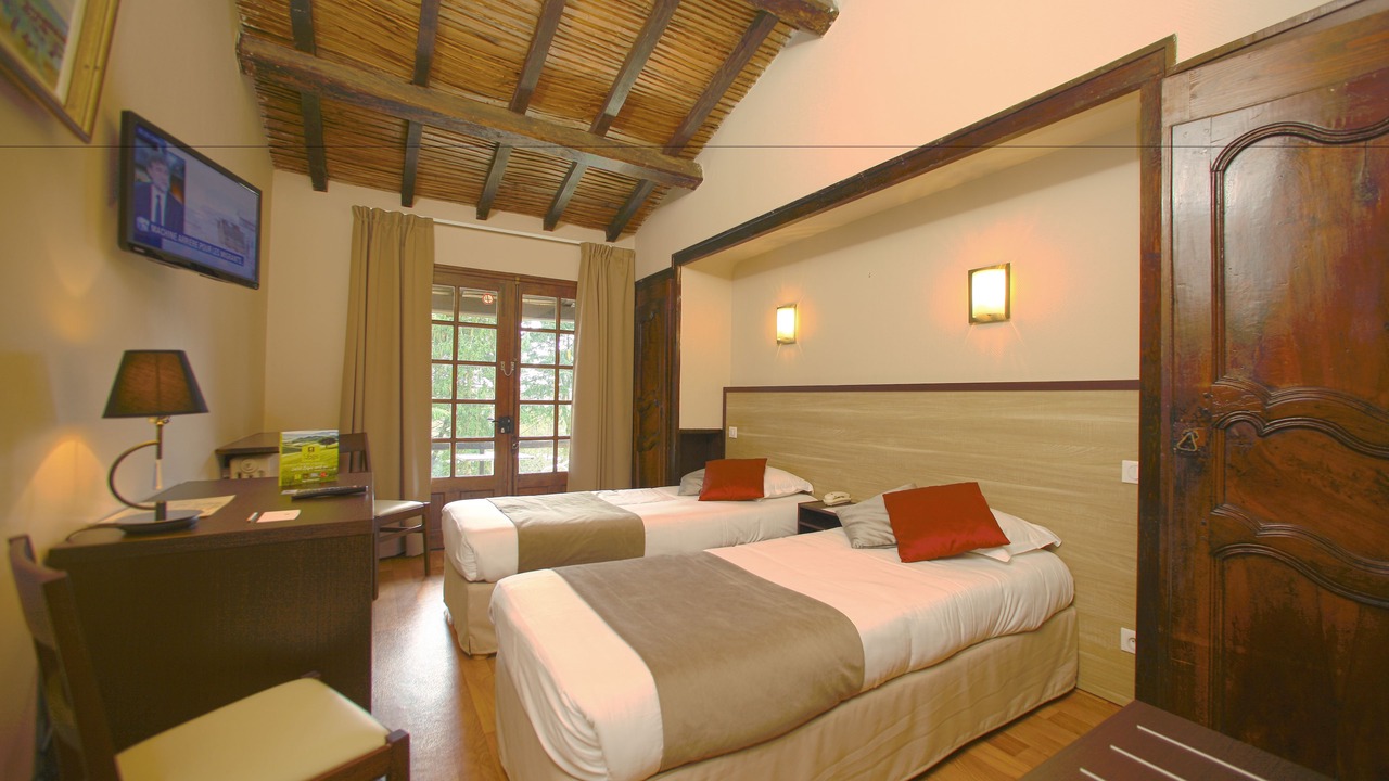 Photo of Bedroom in Saint-Laurent-sur-Sevre