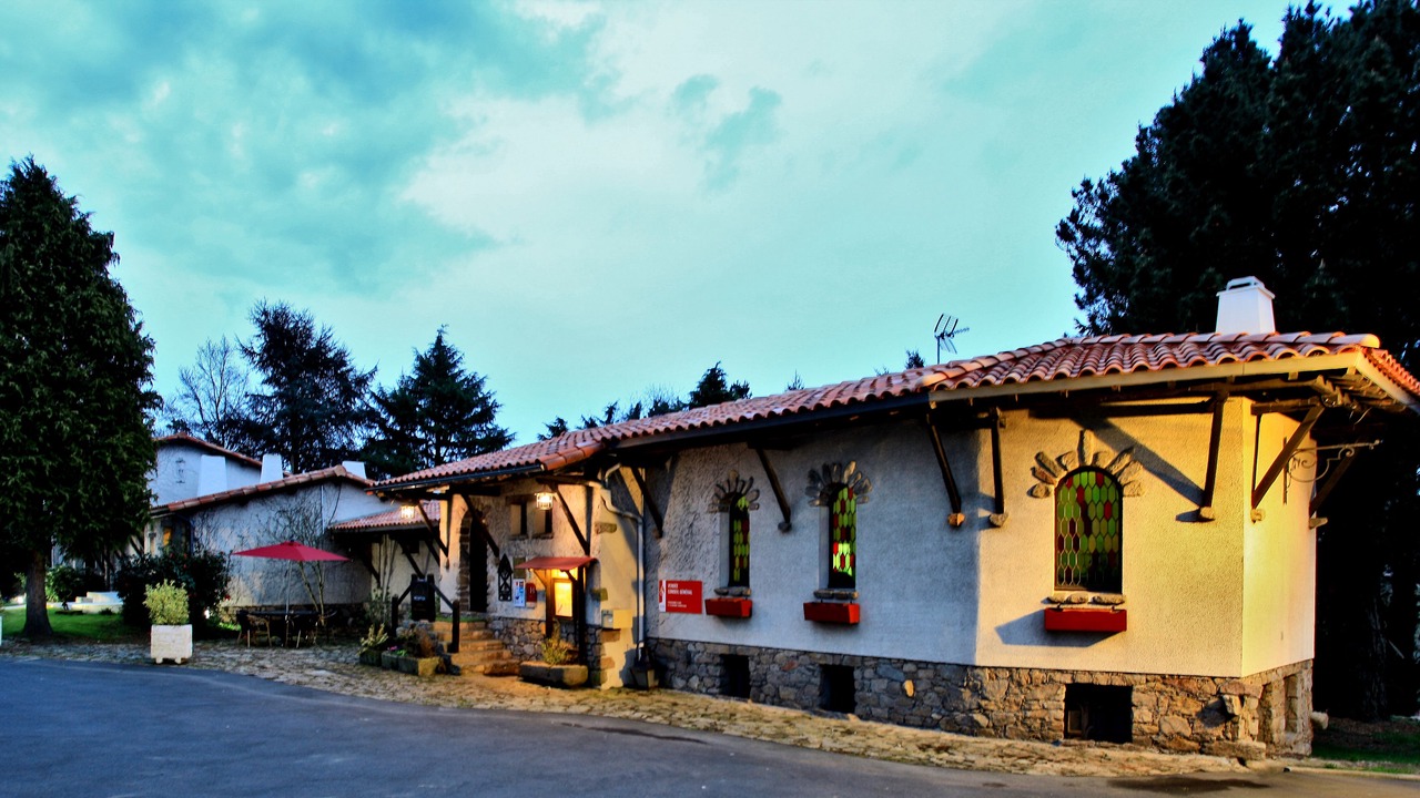 Photo of Outdoor in Saint-Laurent-sur-Sevre