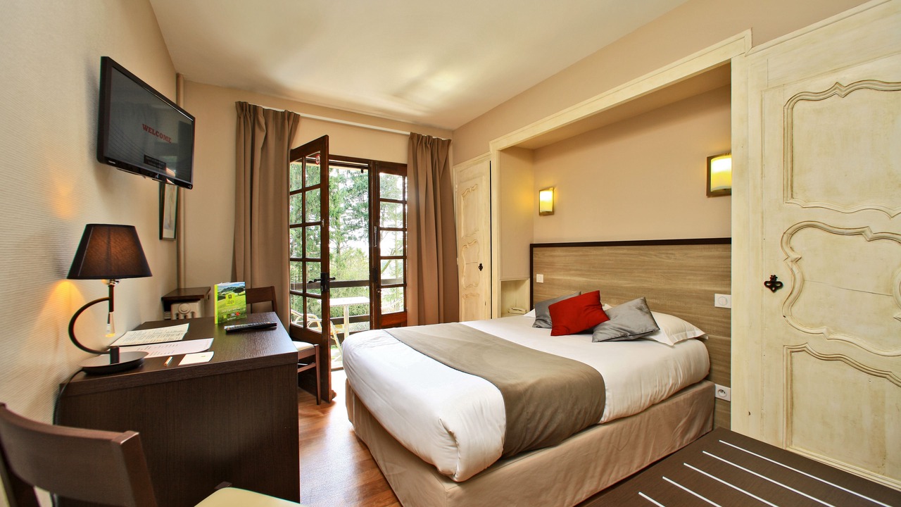 Photo of Bedroom in Saint-Laurent-sur-Sevre