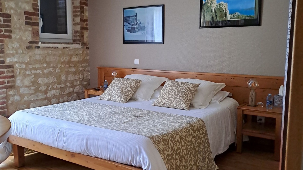 Photo of Bedroom in Montigny-les-Monts
