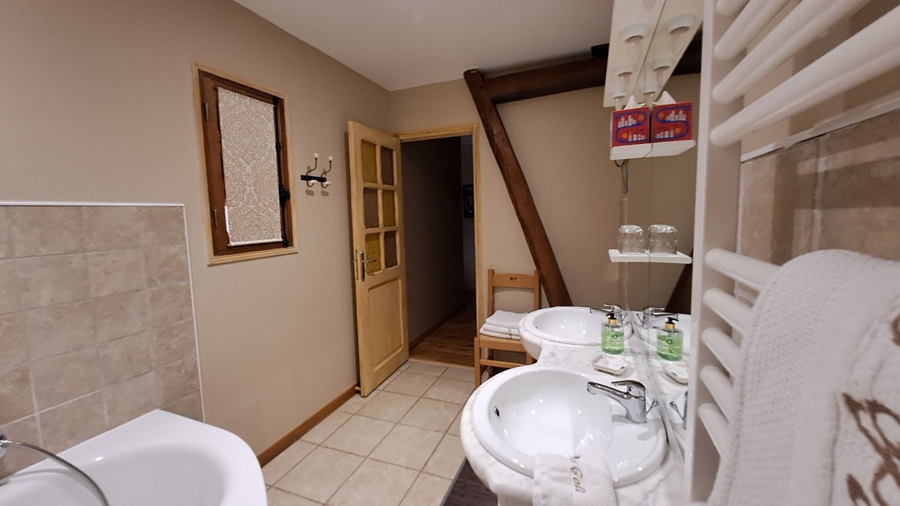 Photo of Bathroom in Montigny-les-Monts