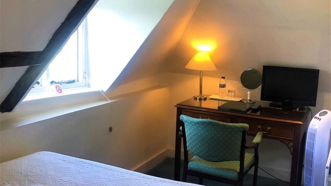 Photo of Bedroom in Hook