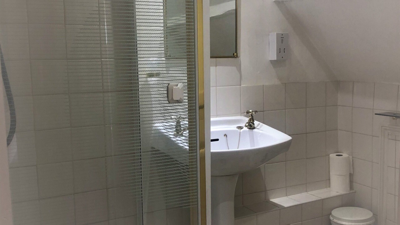 Photo of Bathroom in Hook