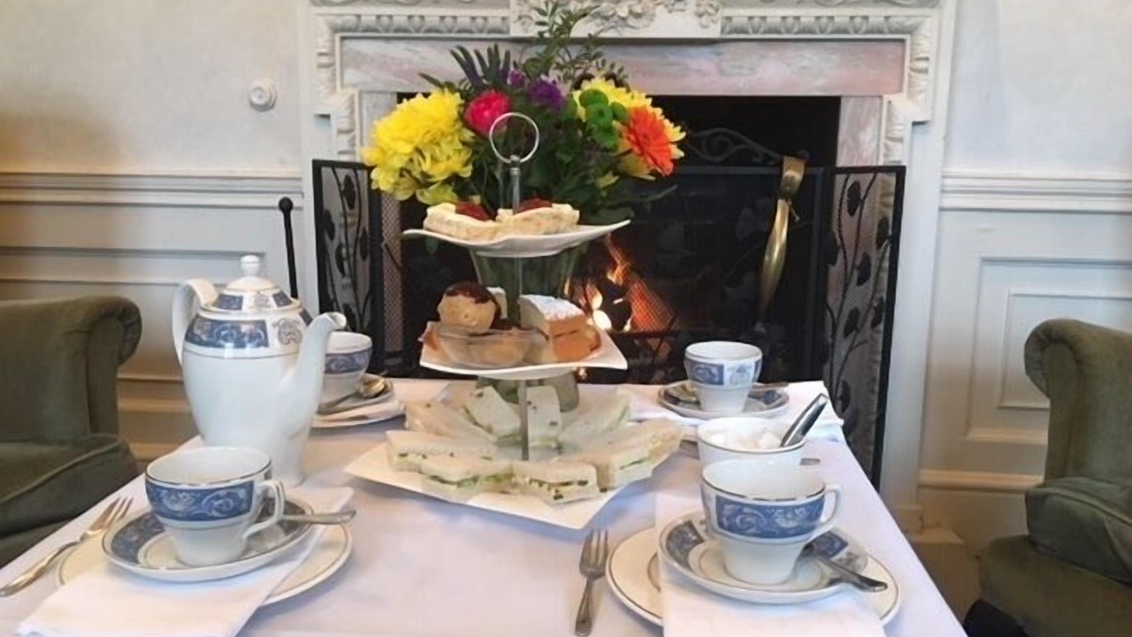 Photo of Others in Hook