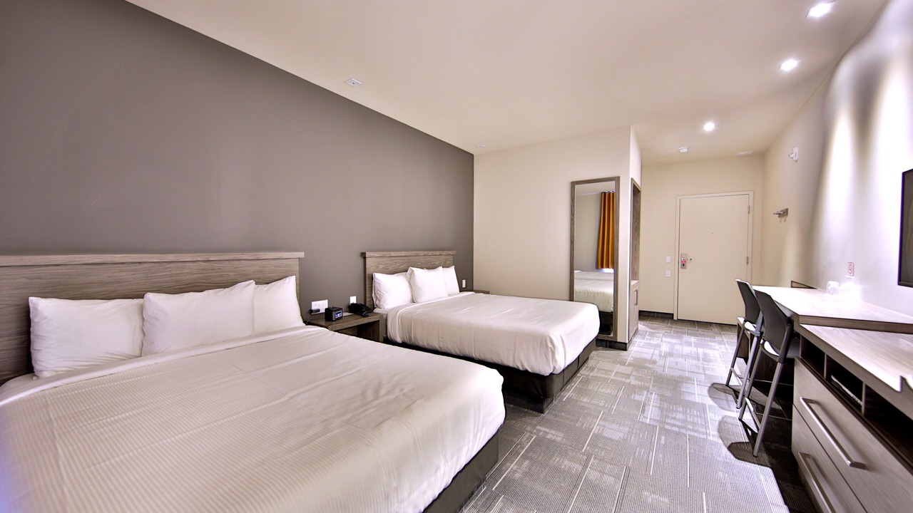Photo of Bedroom in Laval