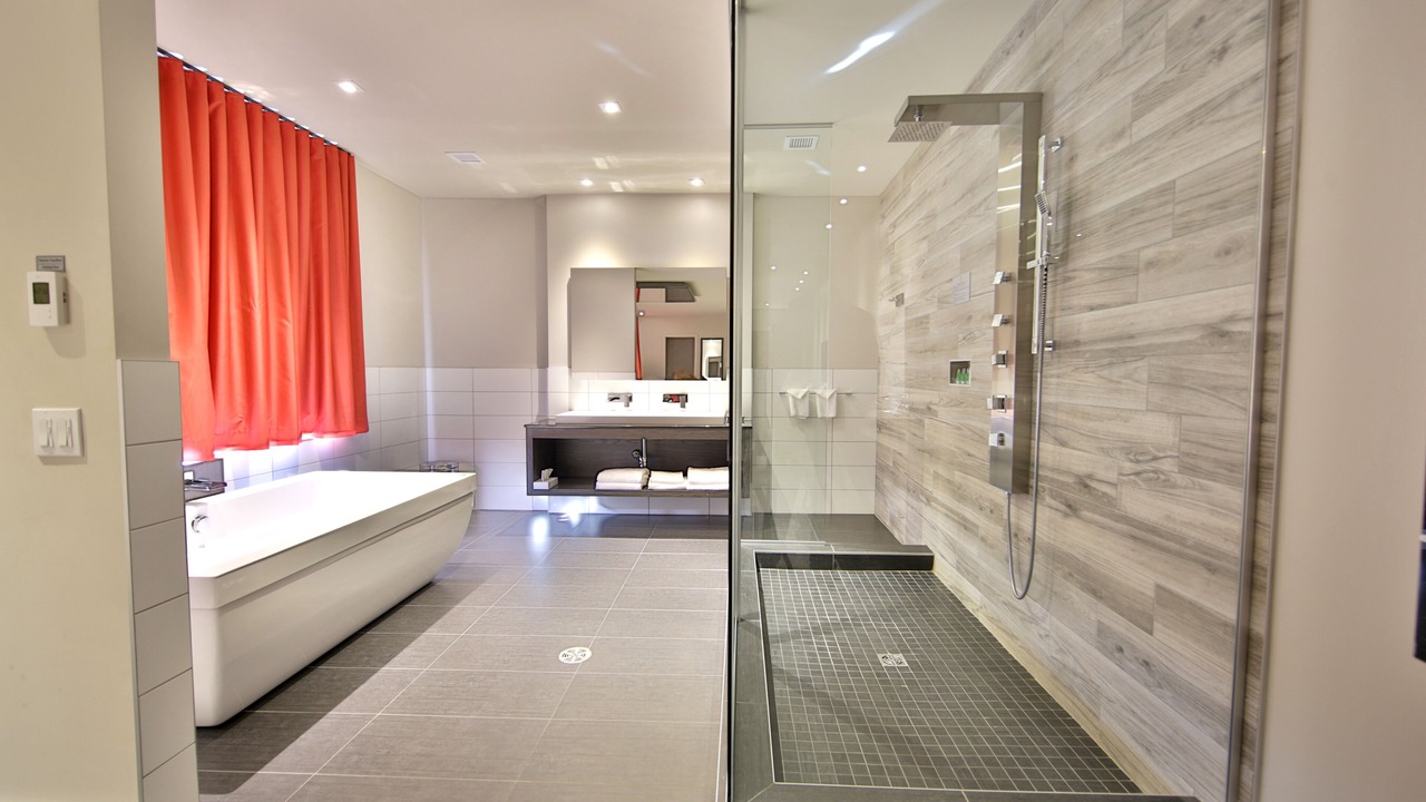 Photo of Bathroom in Laval