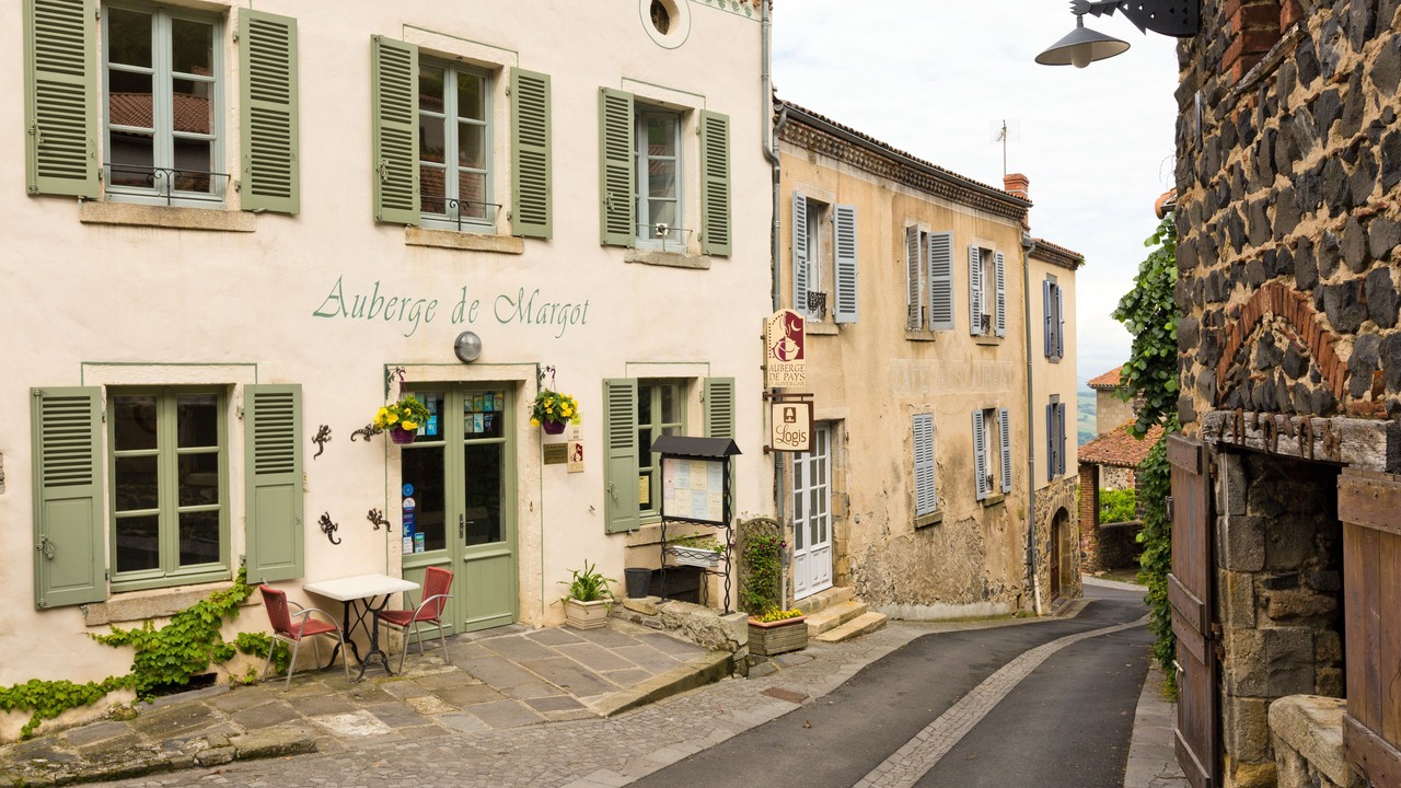 Photo of Outdoor in Usson