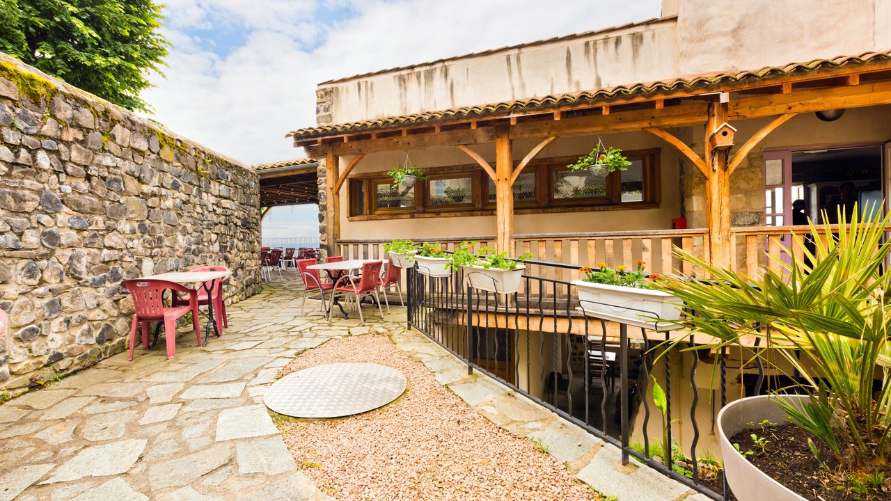 Photo of Outdoor in Usson