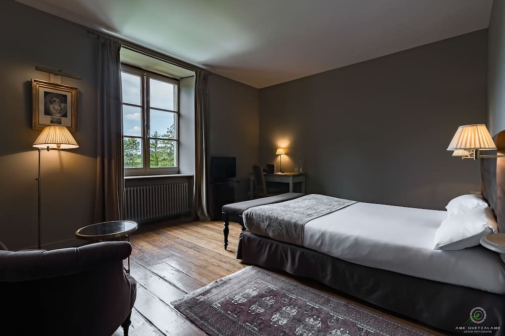 Photo of Bedroom in Besancon Old Town