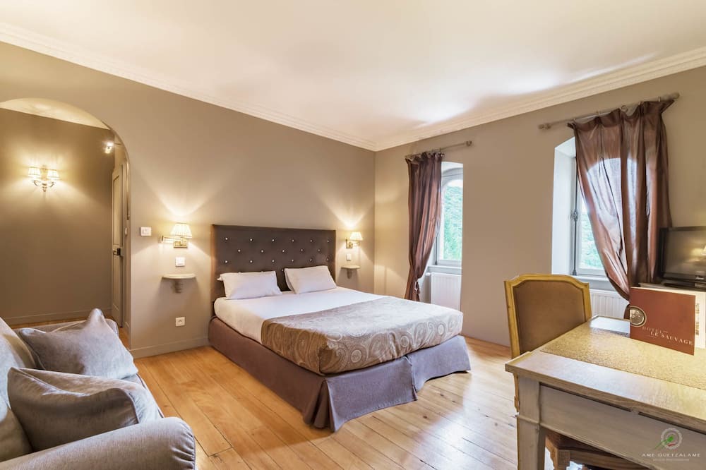 Photo of Bedroom in Besancon Old Town