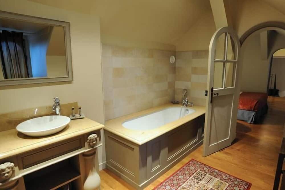 Photo of Bathroom in Besancon Old Town