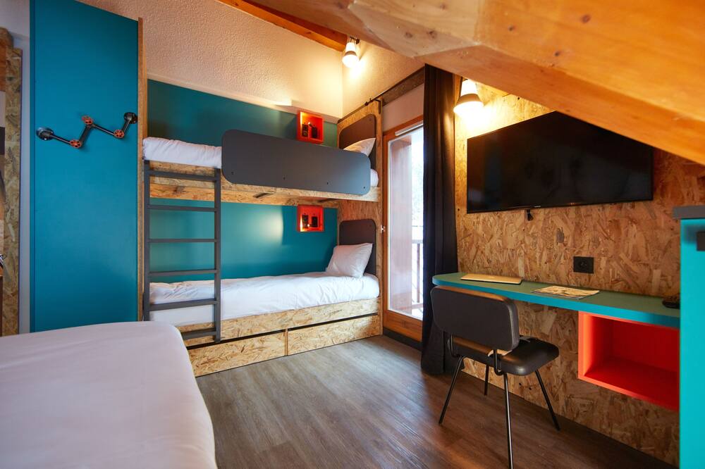 Photo of Bedroom in Oz-en-Oisans