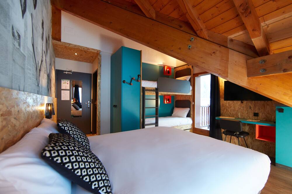 Photo of Bedroom in Oz-en-Oisans