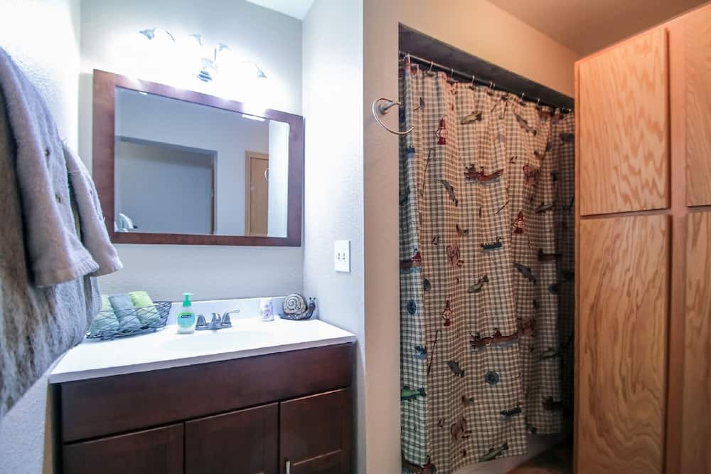 Photo of Bathroom in Leavenworth