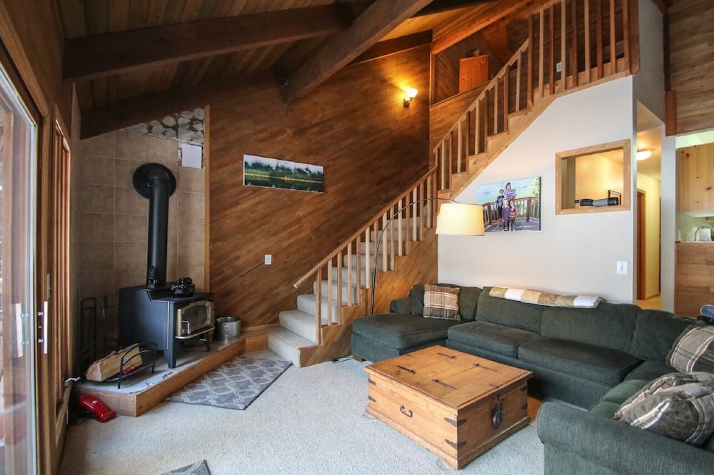 Photo of Livingroom in Leavenworth