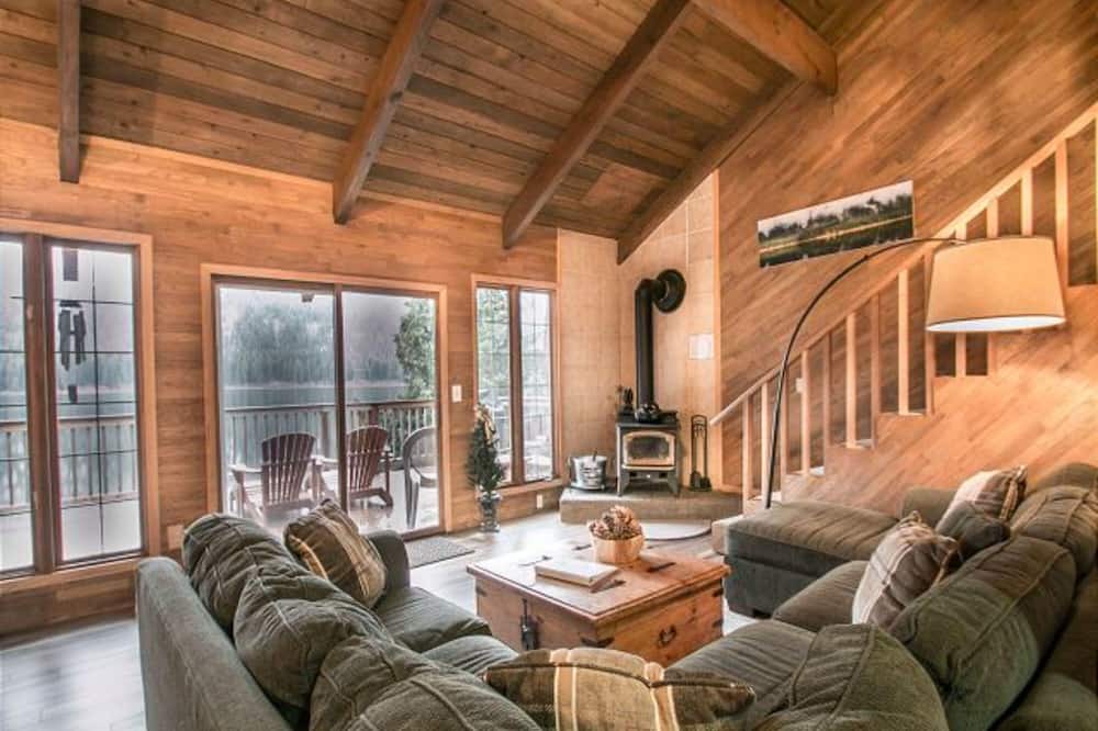 Photo of Livingroom in Leavenworth