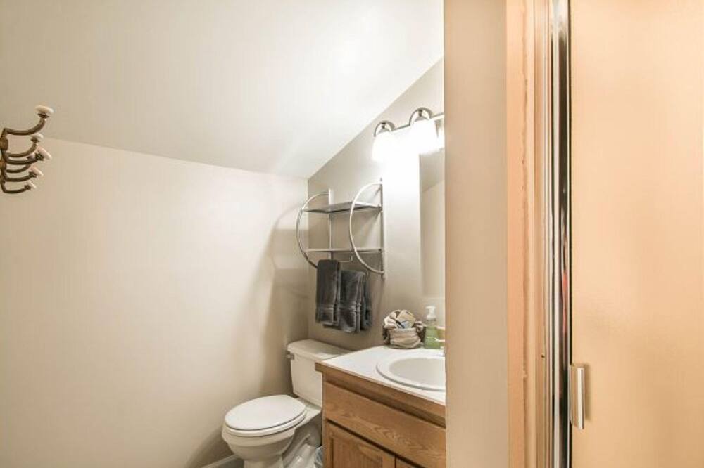 Photo of Bathroom in Leavenworth