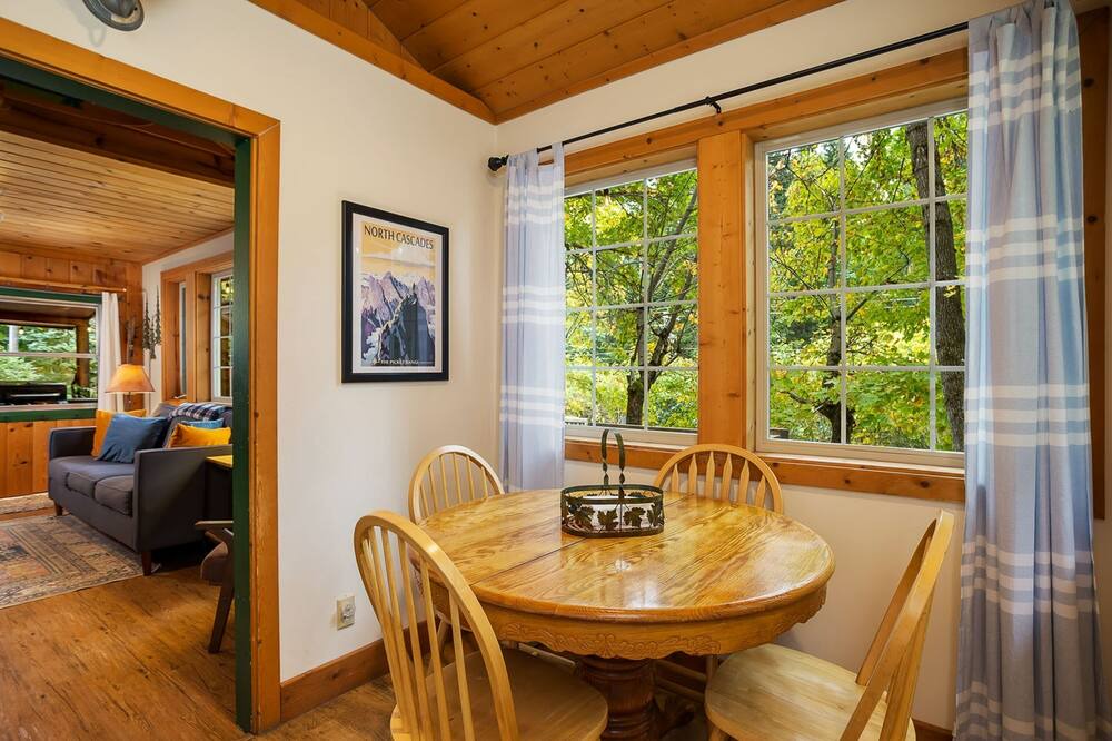 Photo of Livingroom in Leavenworth