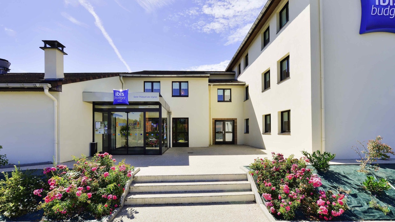 Photo of Outdoor in Saint-Thibault-des-Vignes