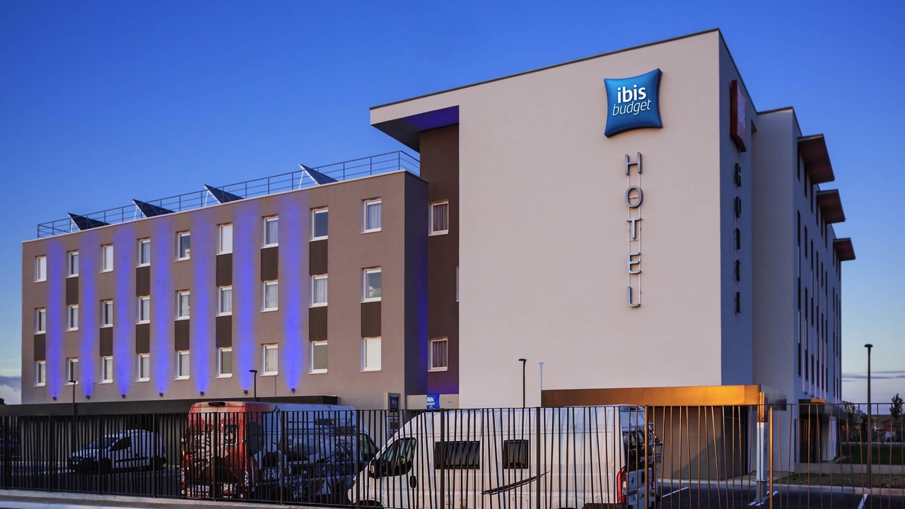 Photo of Outdoor in Sens