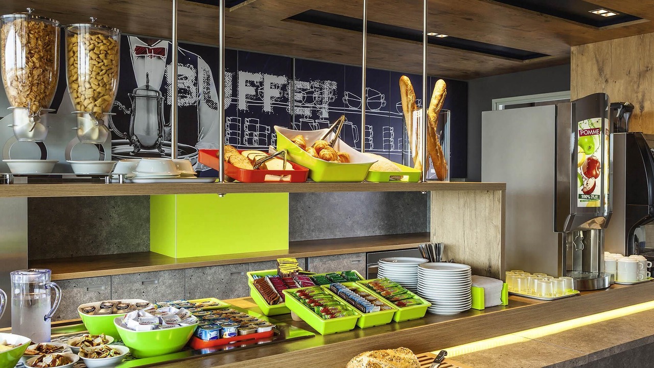 Photo of Others in Sens