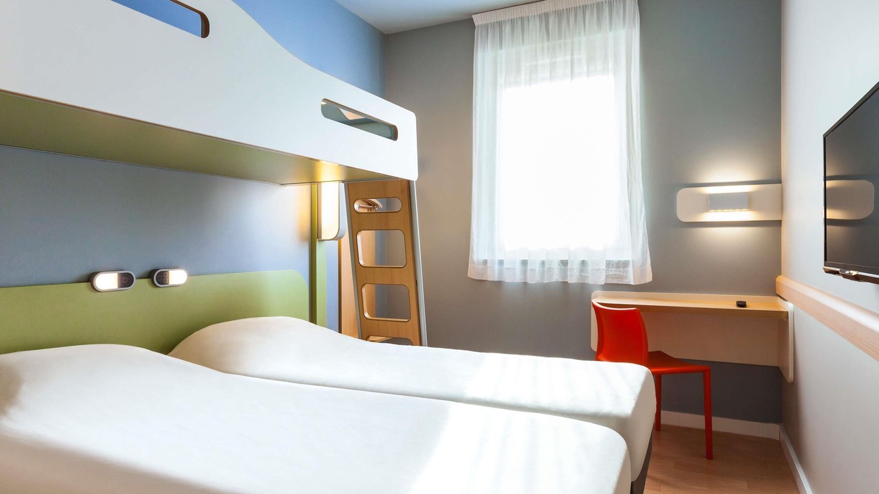 Photo of Bedroom in Sens