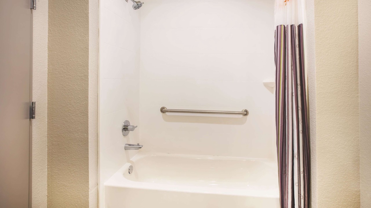 Photo of Bathroom in The Colony