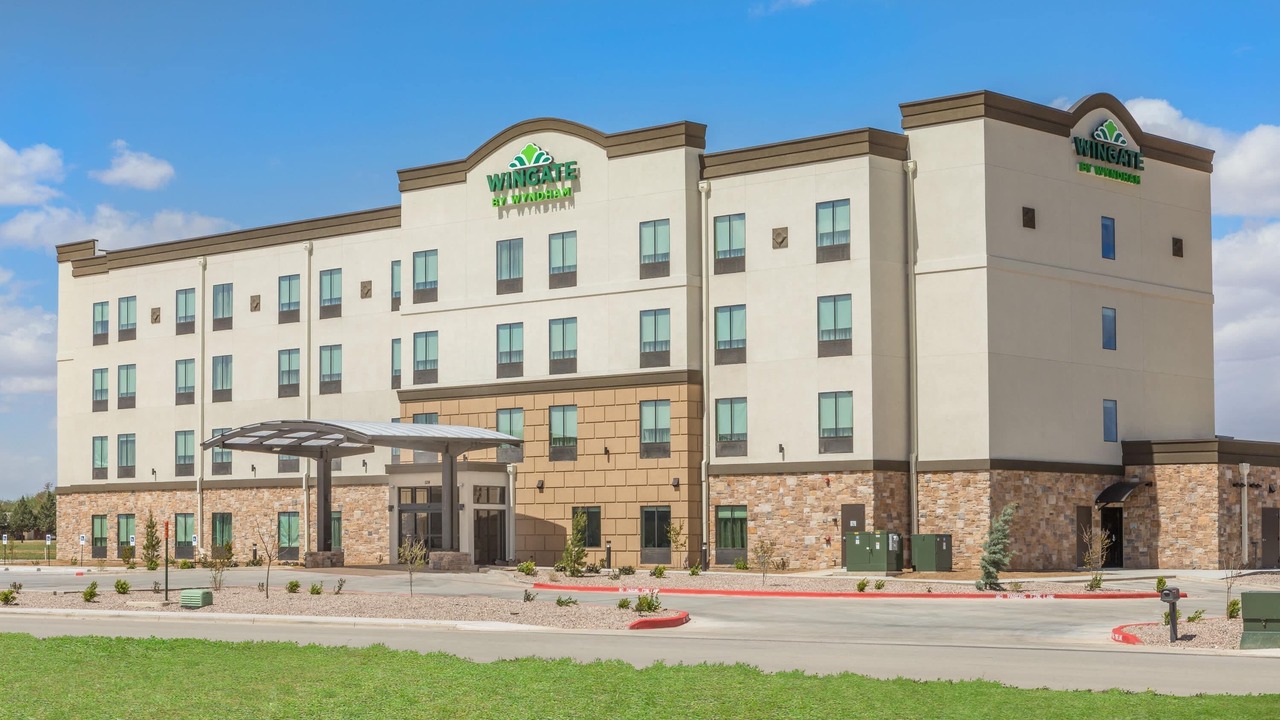 Photo of Outdoor in North by Northwest