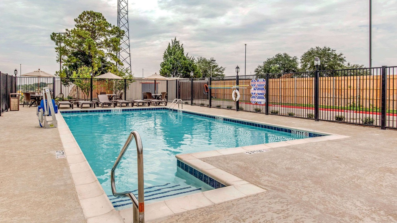Photo of Outdoor in Bryan