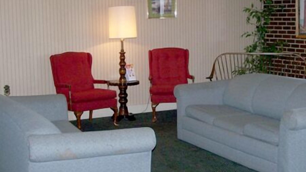 Photo of Livingroom in Hawk Run