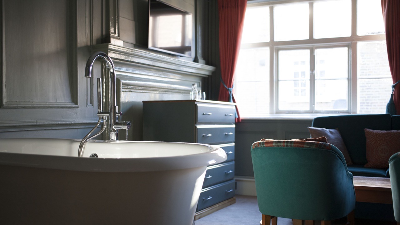 Photo of Bedroom in Colnbrook