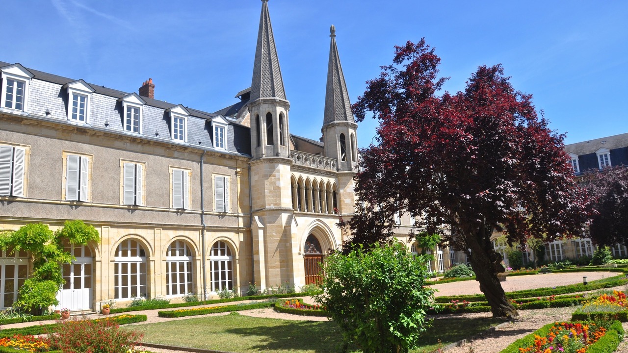 Photo of Outdoor in Nevers
