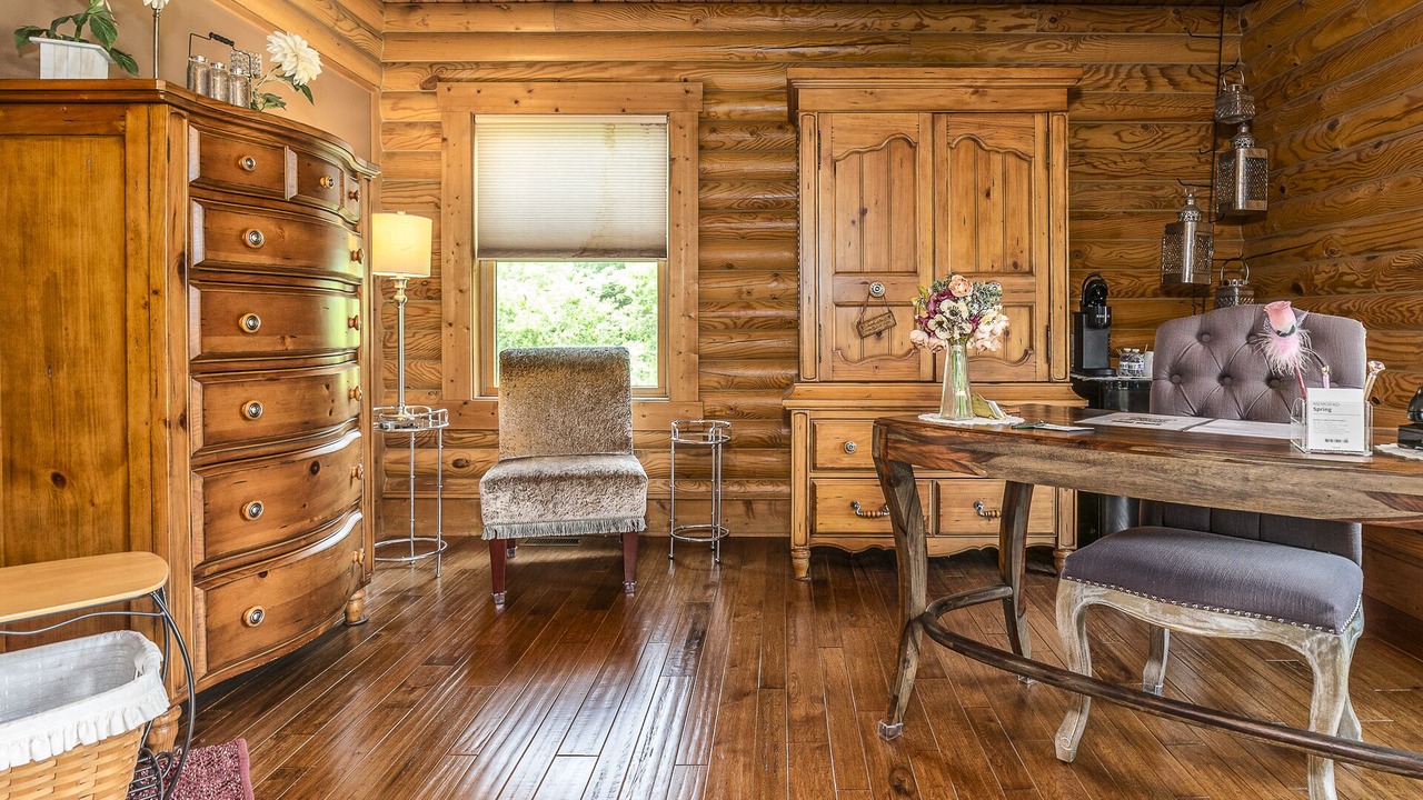 Photo of Bedroom in Roanoke