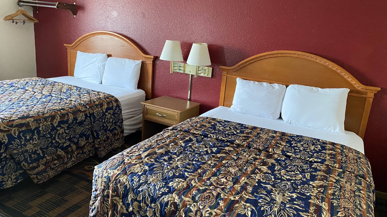Photo of Bedroom in Newton
