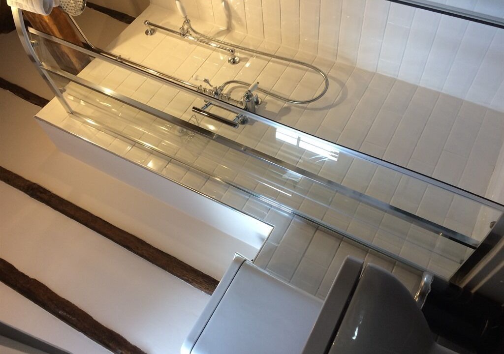 Photo of Bathroom in Lower Halstow