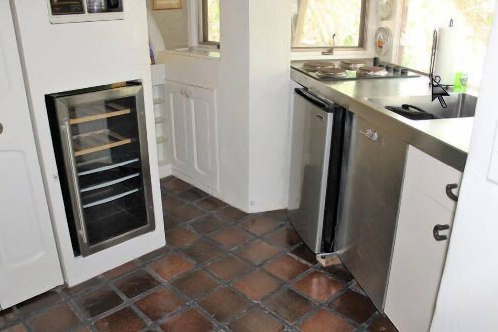 Photo of Kitchen in Long Beach Estates