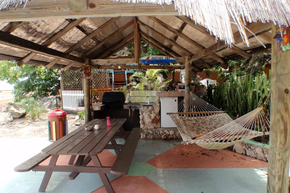 Photo of Patio Balcony in Long Beach Estates