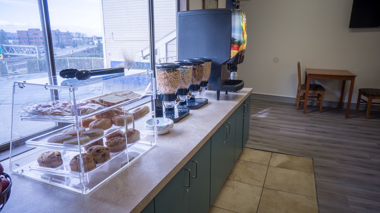 Photo of Others in Sunnyside