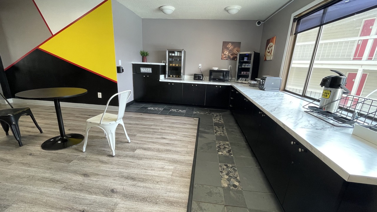 Photo of Others in Sunnyside