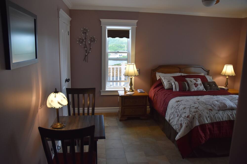 Photo of Bedroom in Saint Lunaire-Griquet