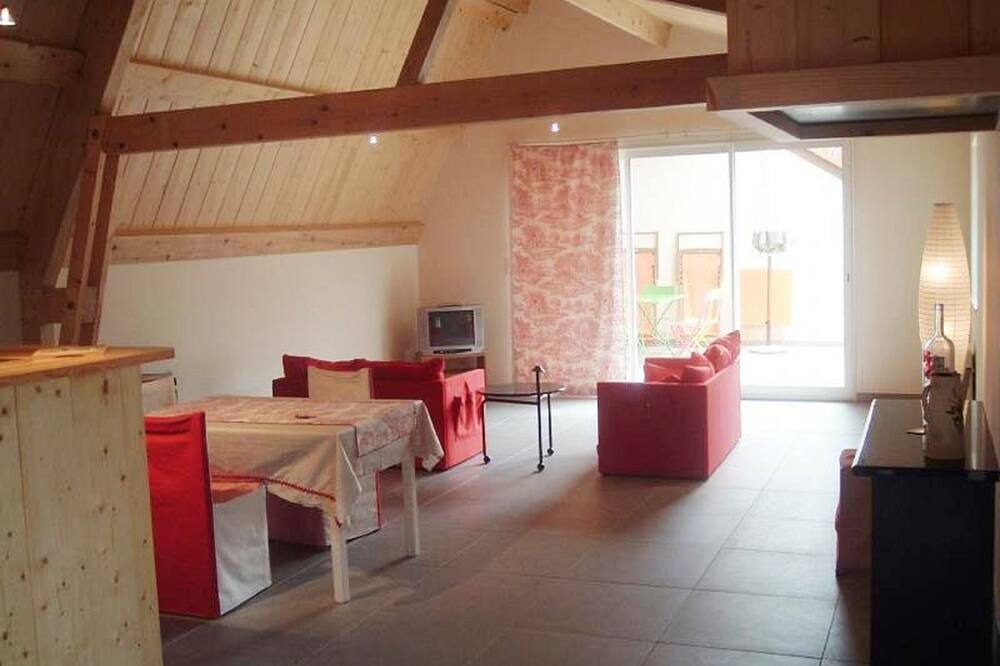 Photo of Livingroom in Pont-de-Labeaume