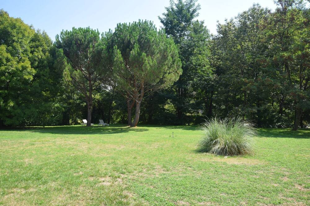 Photo of Outdoor in Pont-de-Labeaume
