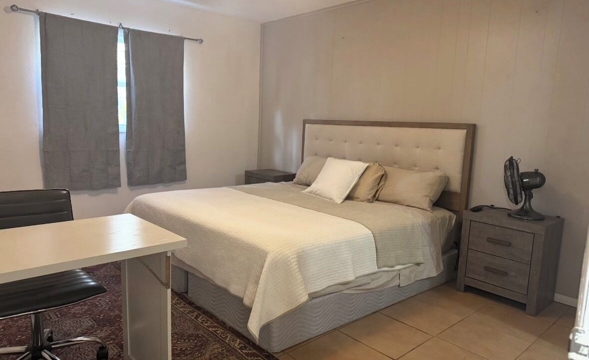 Photo of Bedroom in Columbiad Plaza
