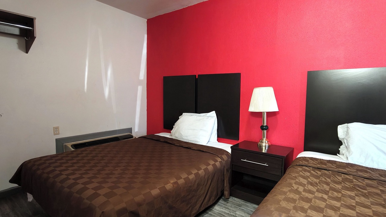 Photo of Bedroom in Elgin