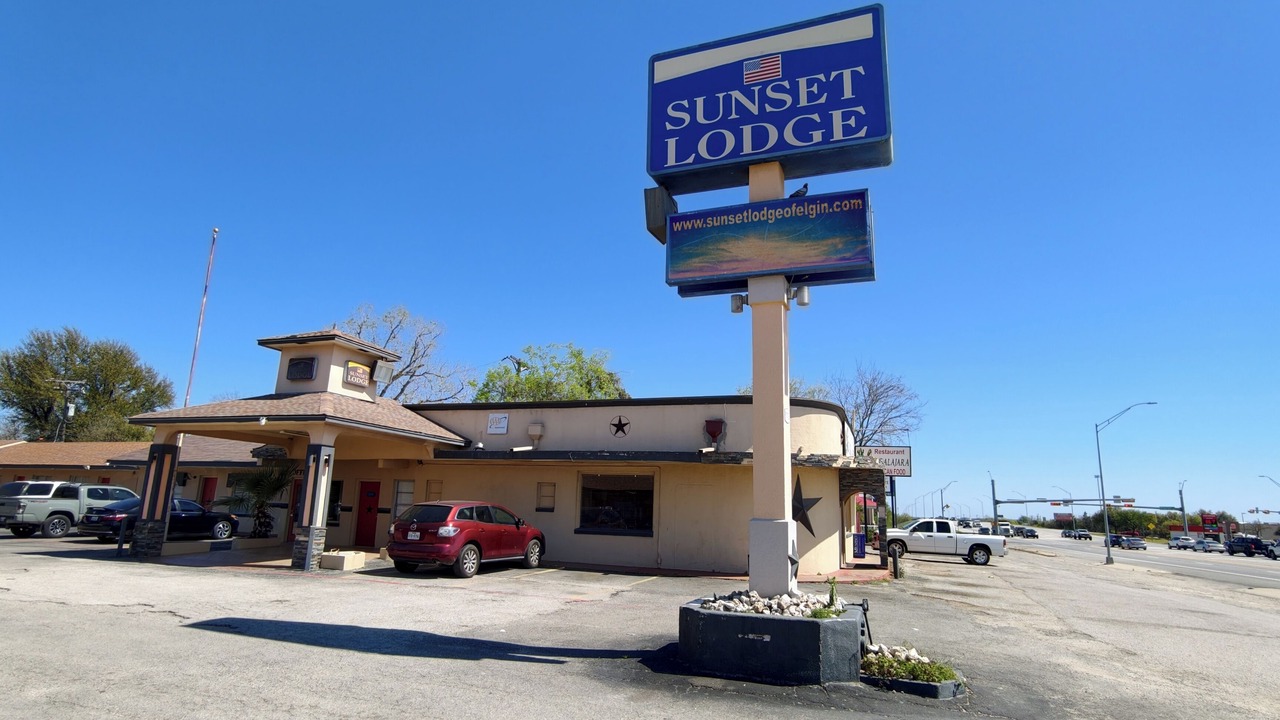 Photo of Outdoor in Elgin