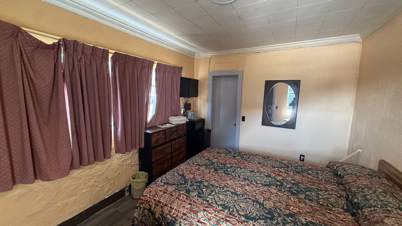 Photo of Bedroom in Amory