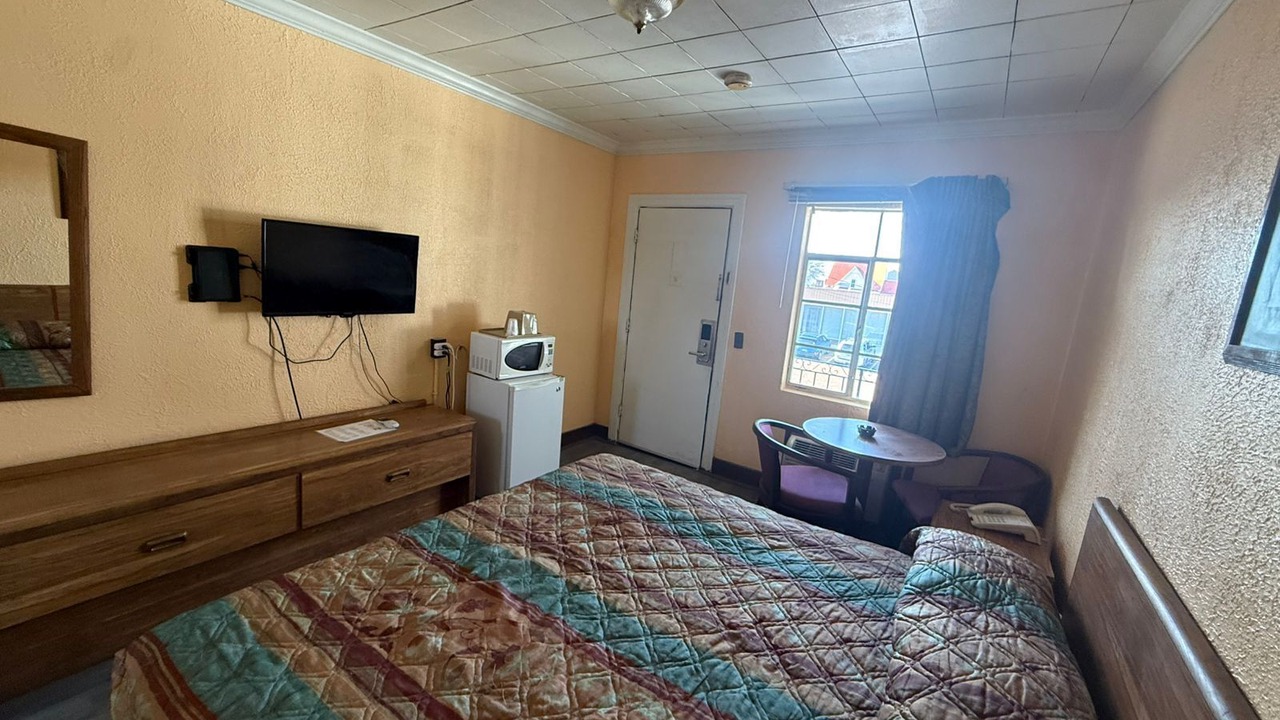 Photo of Bedroom in Amory